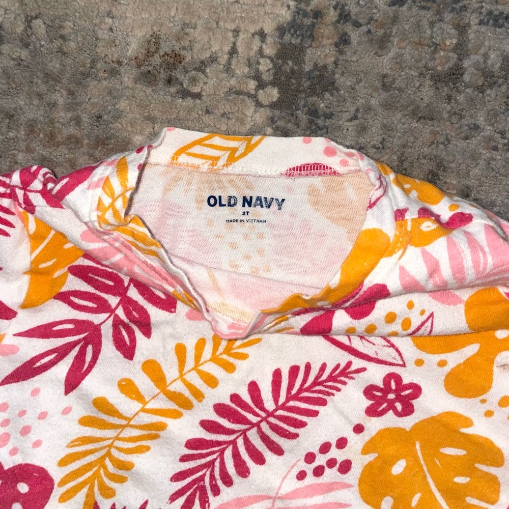 Old Navy Tropical Print Shirt size 2T - Picture 2 of 2